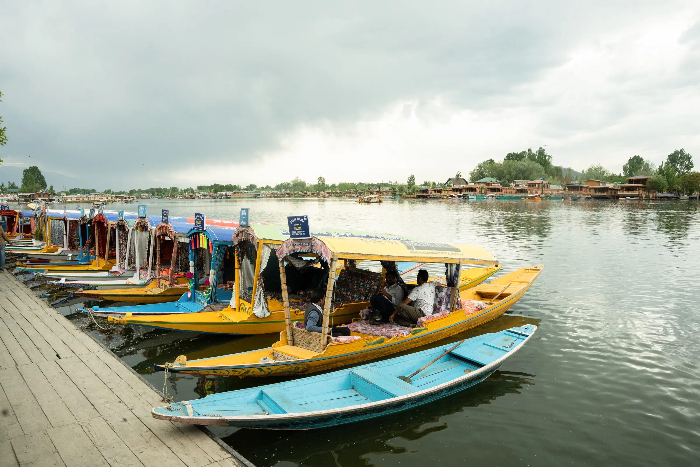 A deserted view of the iconic Dal Lake in Srinagar, following the recent attack. April 24, 2025. Mehran Firdous/Thomson Reuters Foundation