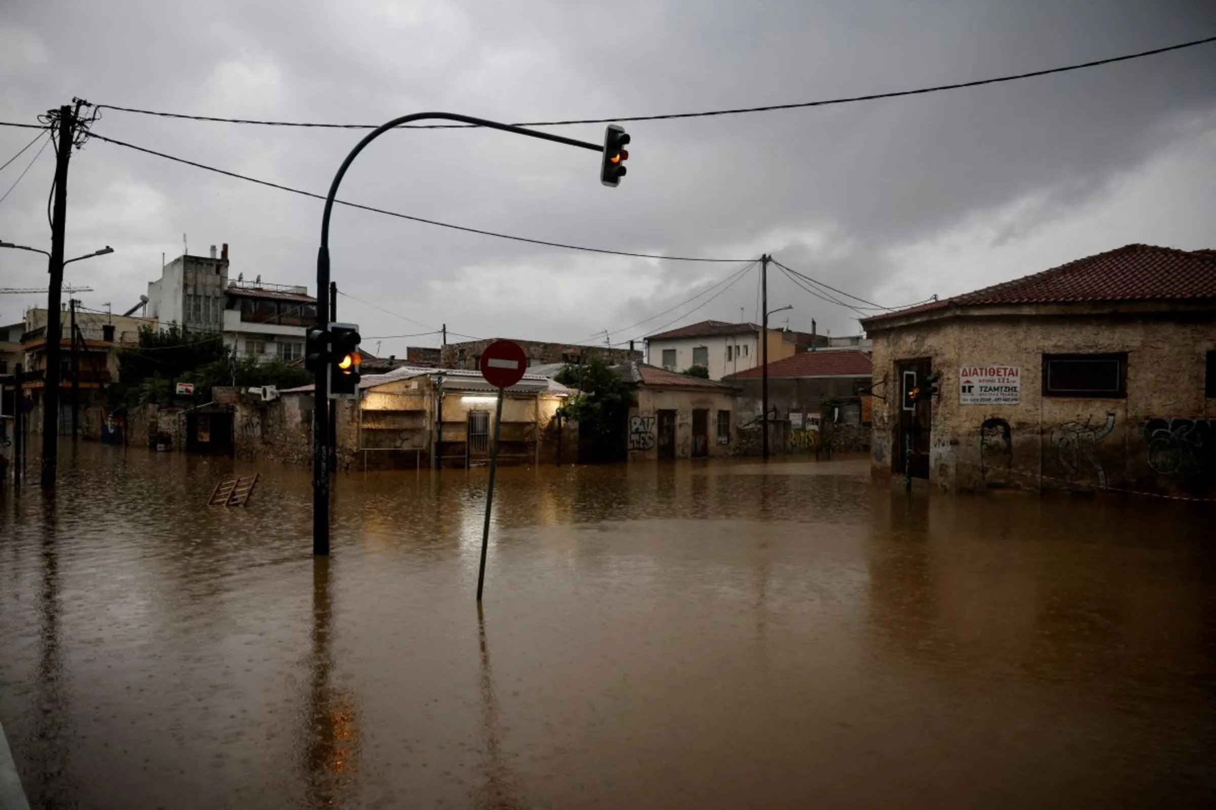A view of a flooded area in the centre of the city of Volos as storm Elias hits the area, in Volos, Greece, September 27, 2023. REUTERS/Louisa Gouliamaki