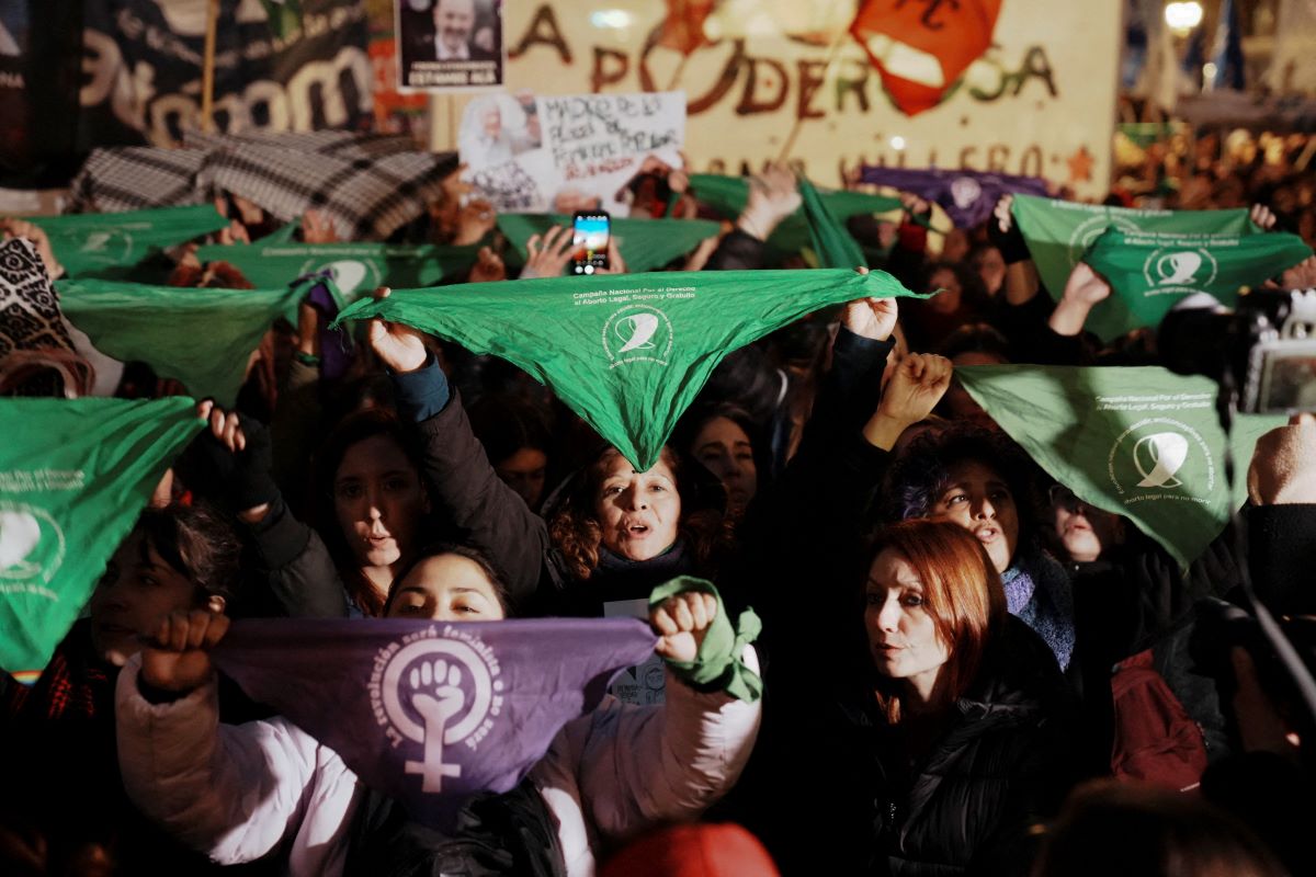 Argentina's Austerity Measures Under Milei Threaten Women's Safety