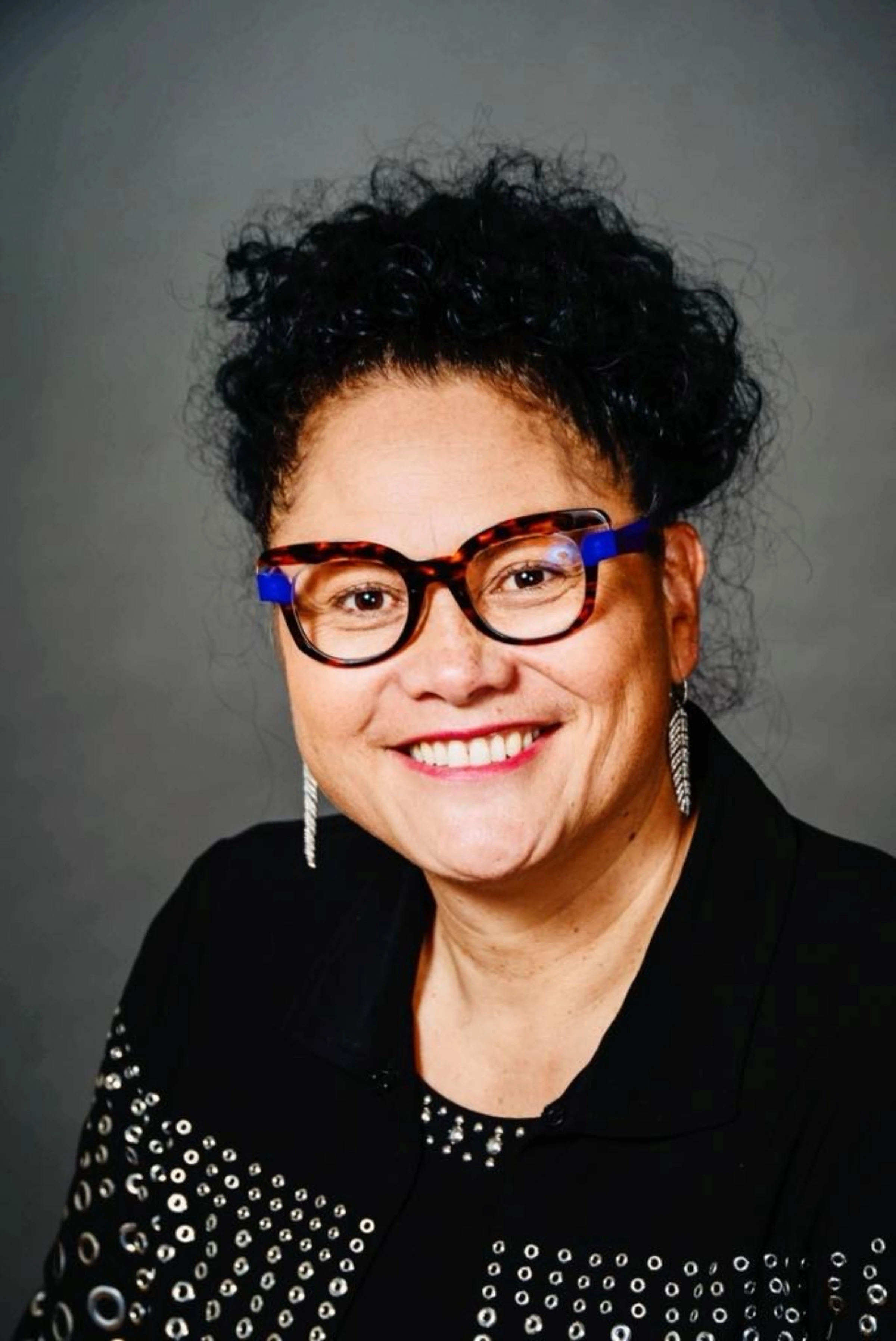 Louisa Wall author image