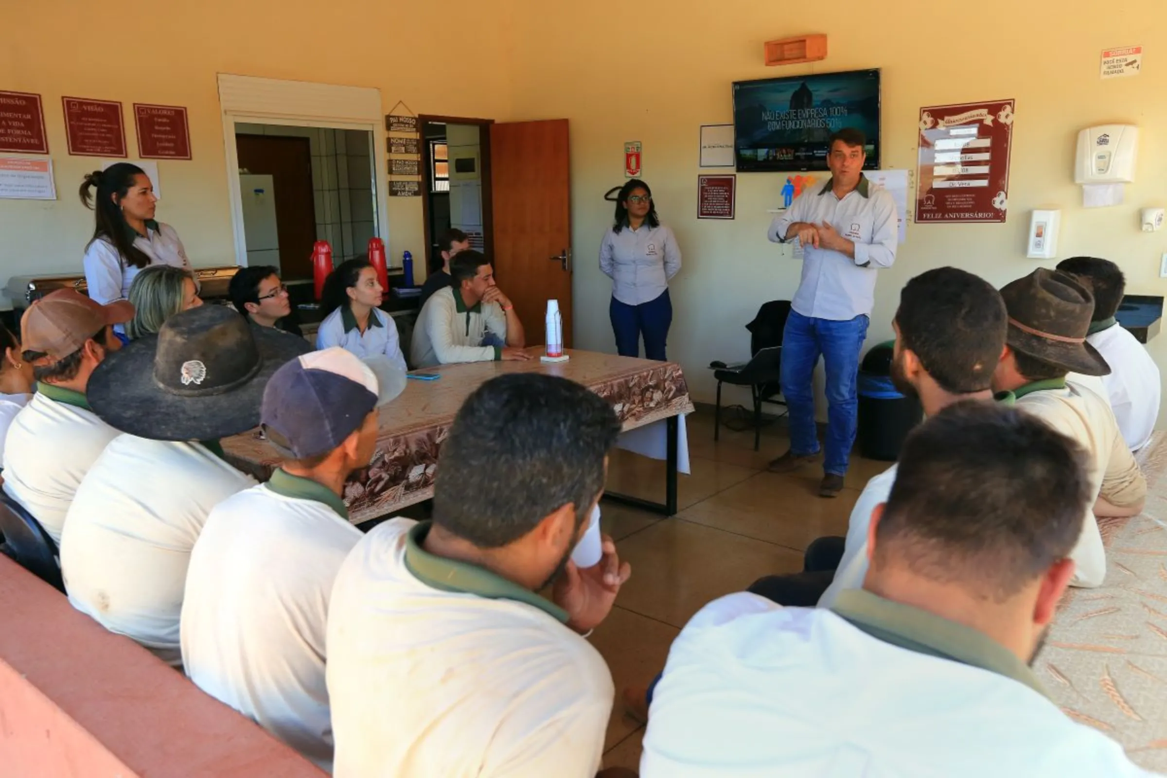 Ricardo Santinoni meets with his employees at Fazenda Morro do Peão, in Pires do Rio, Brazil, August 8, 2023. Thomson Reuters Foundation/Wildes Barbosa