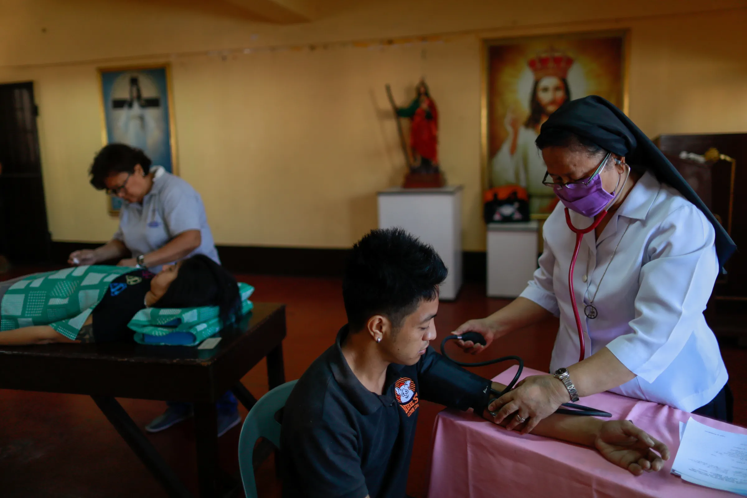 Drug rehab patients get checked up at a community drug rehabilitation facility in Caloocan, Metro Manila, Philippines January 30, 2020. REUTERS/Eloisa Lopez