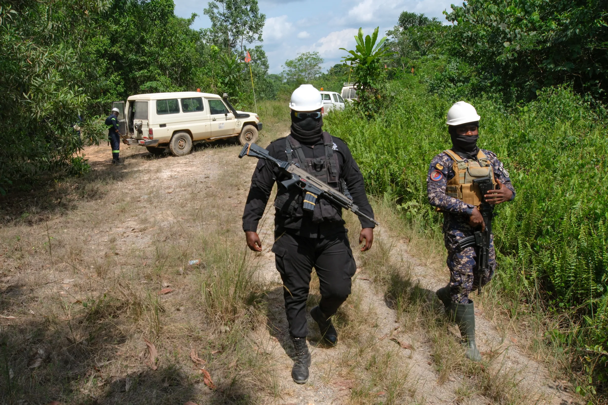 Anti-illegal mining taskforce personnel respond to a concession breach at the Gold Fields Mine in Tarkwa, Ghana, April 10, 2025. REUTERS/Francis Kokoroko