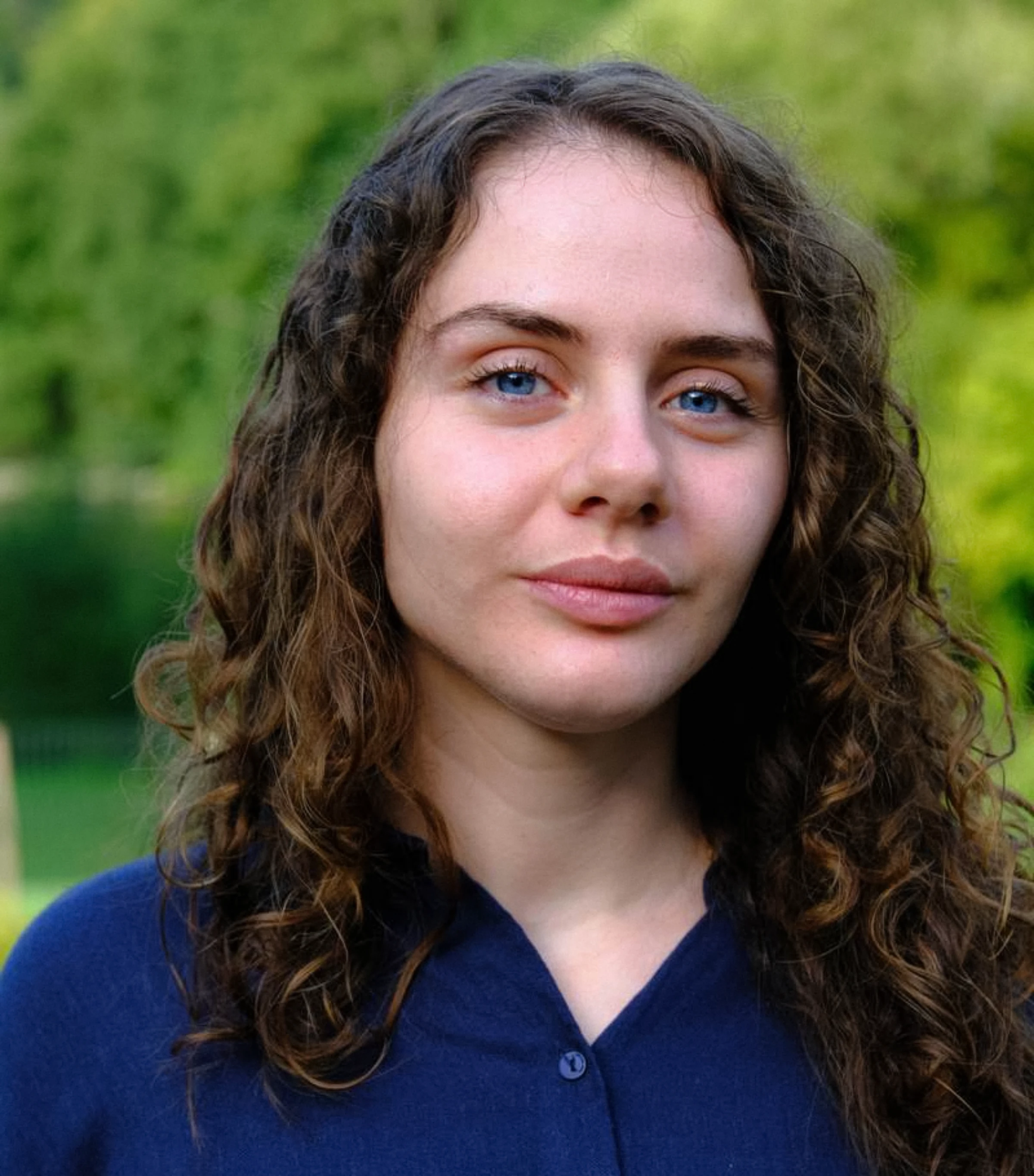 Viktoria Tomova author image