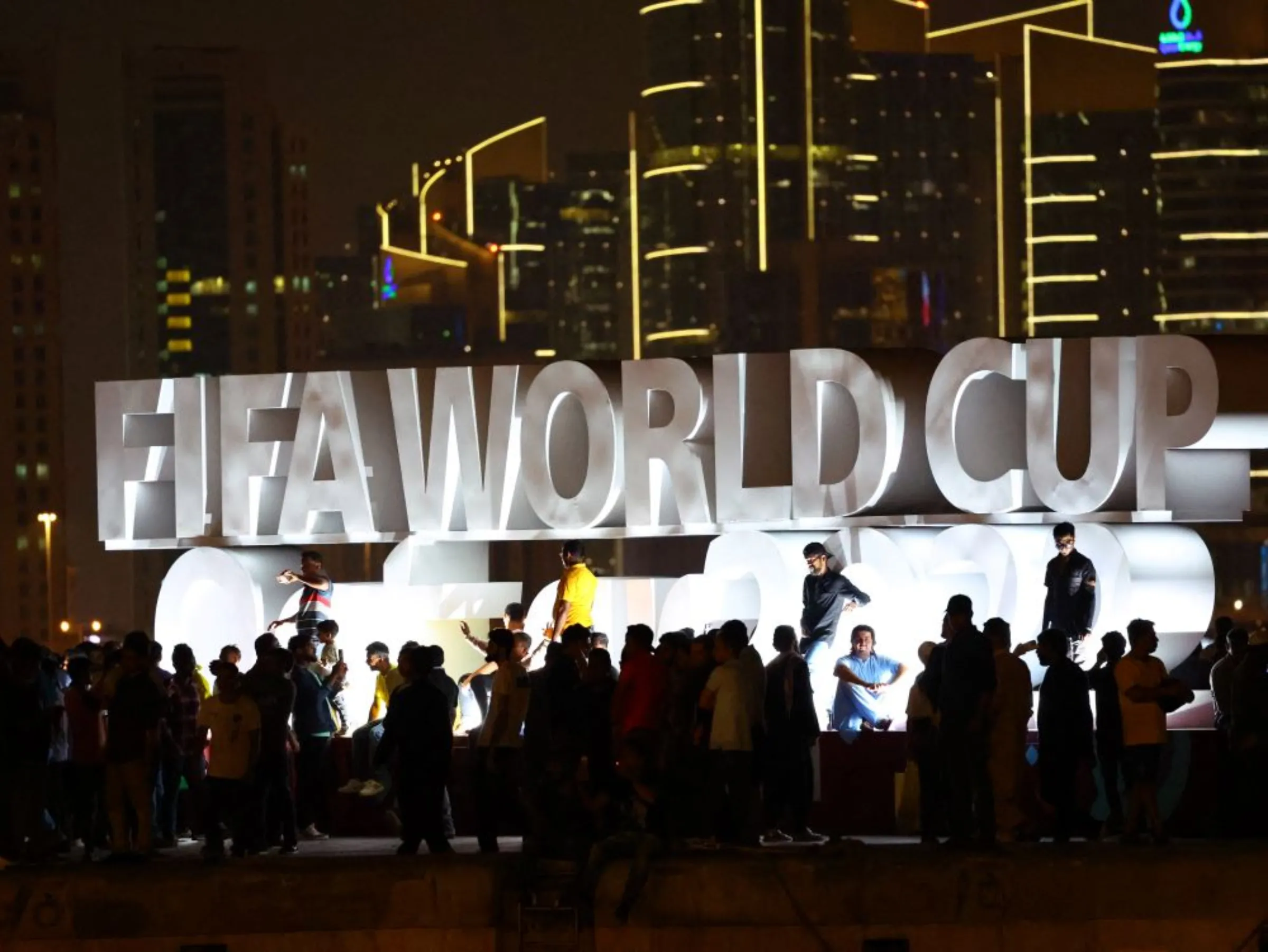 The FIFA World Cup logo is pictured on the Corniche Promenade ahead of the FIFA World Cup Qatar 2022, November 18, 2022 REUTERS/Fabrizio Bensch