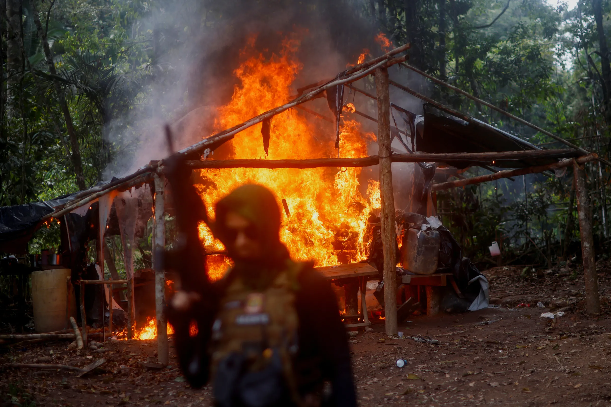 A miners' camp is destroyed at an illegal gold mine during an operation against illegal gold mining at the Urupadi National Forest Park in the Amazon rainforest, in the municipality of Maues, Amazonas state, Brazil May 23, 2023. REUTERS/Adriano Machado