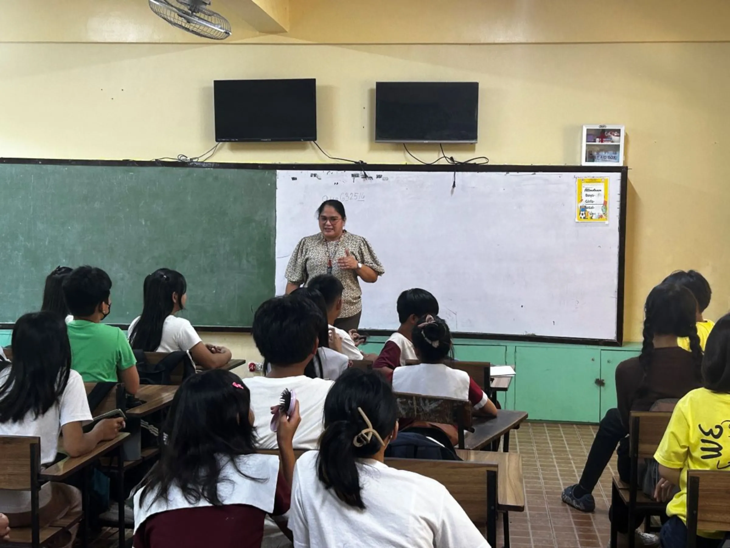 Teacher Erlina Alfonso says heatwaves causing health and learning problems in schools. Quezon City, Philippines. April 12, 2024. Mariejo Ramos/Thomson Reuters Foundation