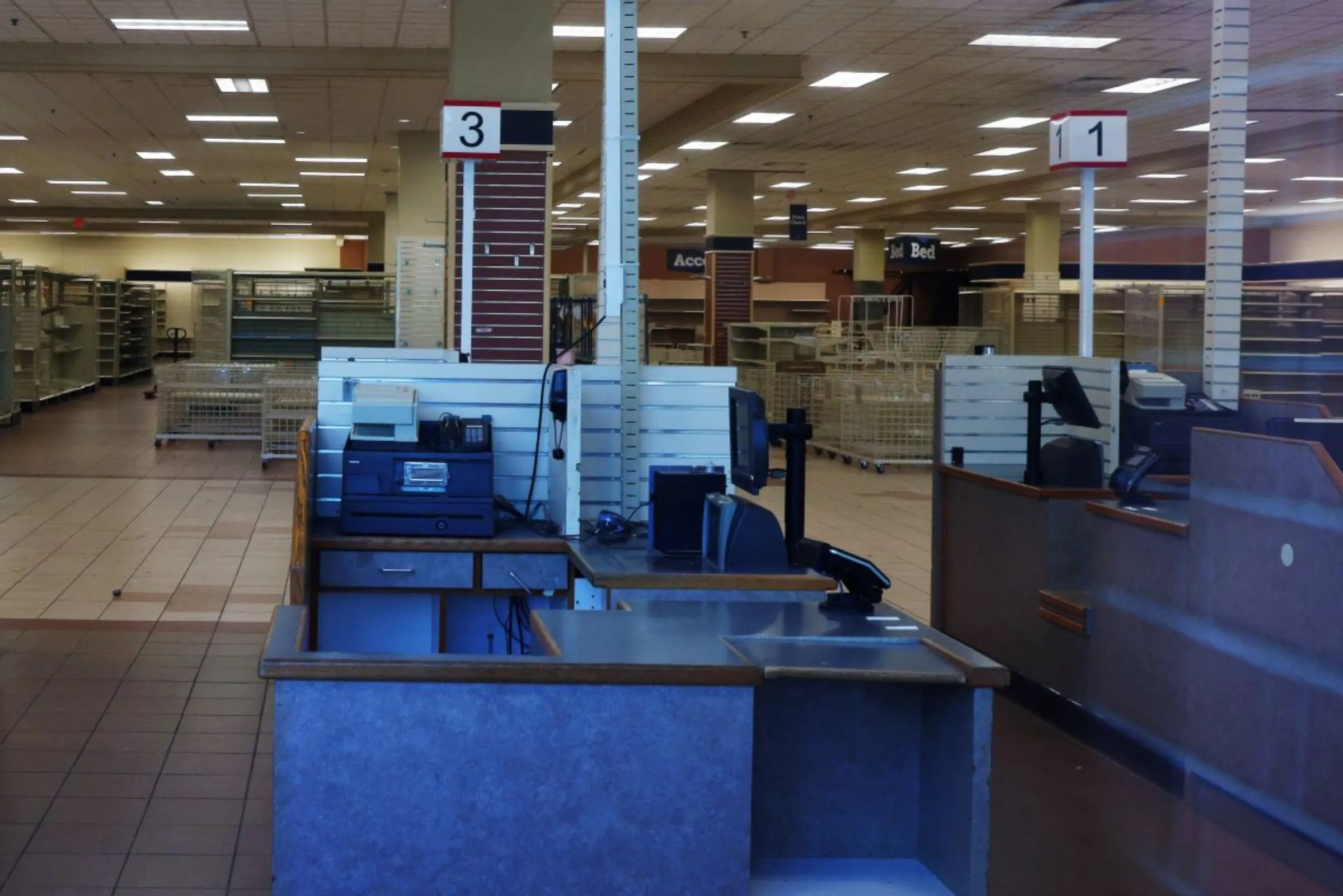 A store stands empty, after the company filed for bankruptcy and closed all of its stores, in Somerville, Massachusetts, U.S., August 14, 2023. REUTERS/Brian Snyder