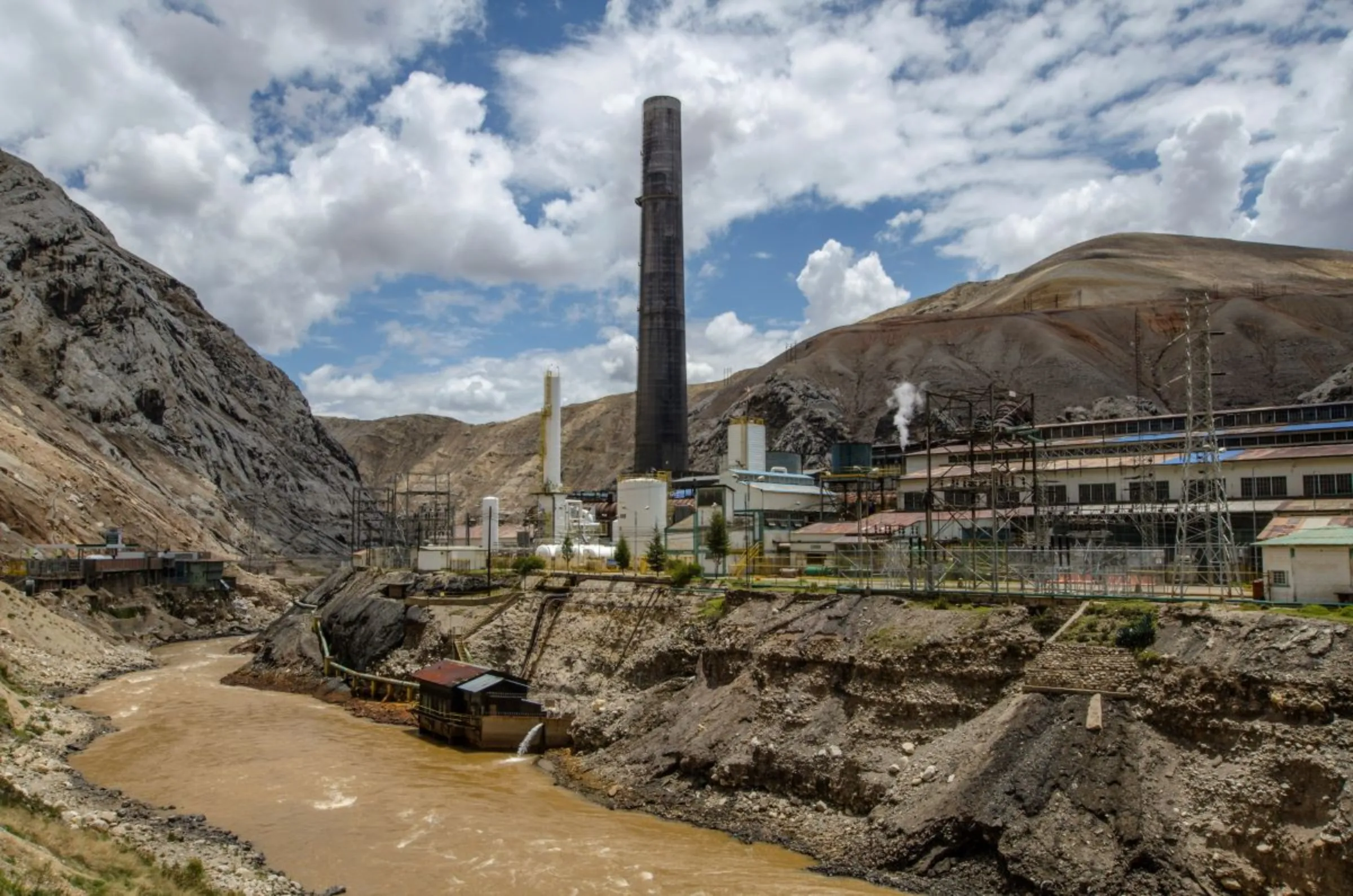 The smelter complex in the Andean highland town of La Oroya, Peru. January 30 2017. Mitchell Gilbert/Interamerican Association for Environmental Defense (AIDA)/Handout via Thomson Reuters Foundation