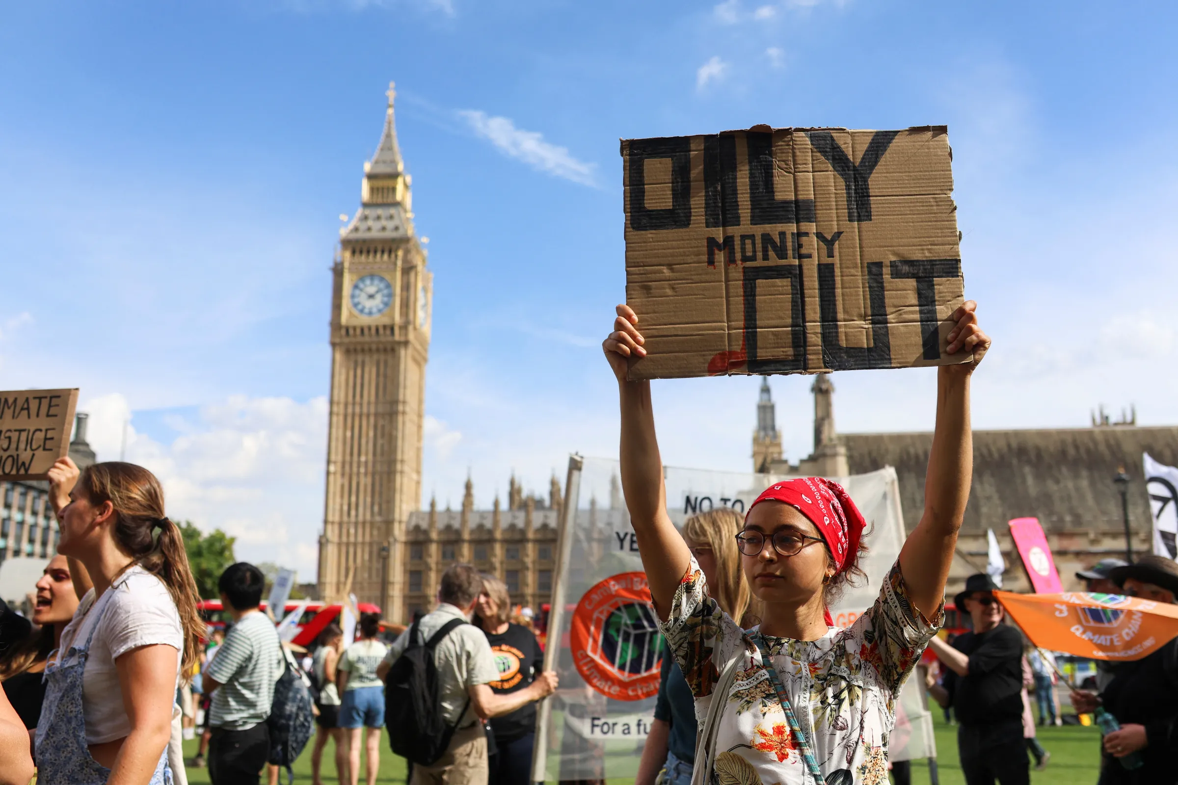 Demonstrators attend a global protest to end fossil fuels, in London, Britain, September 16, 2023. REUTERS/Susannah Ireland