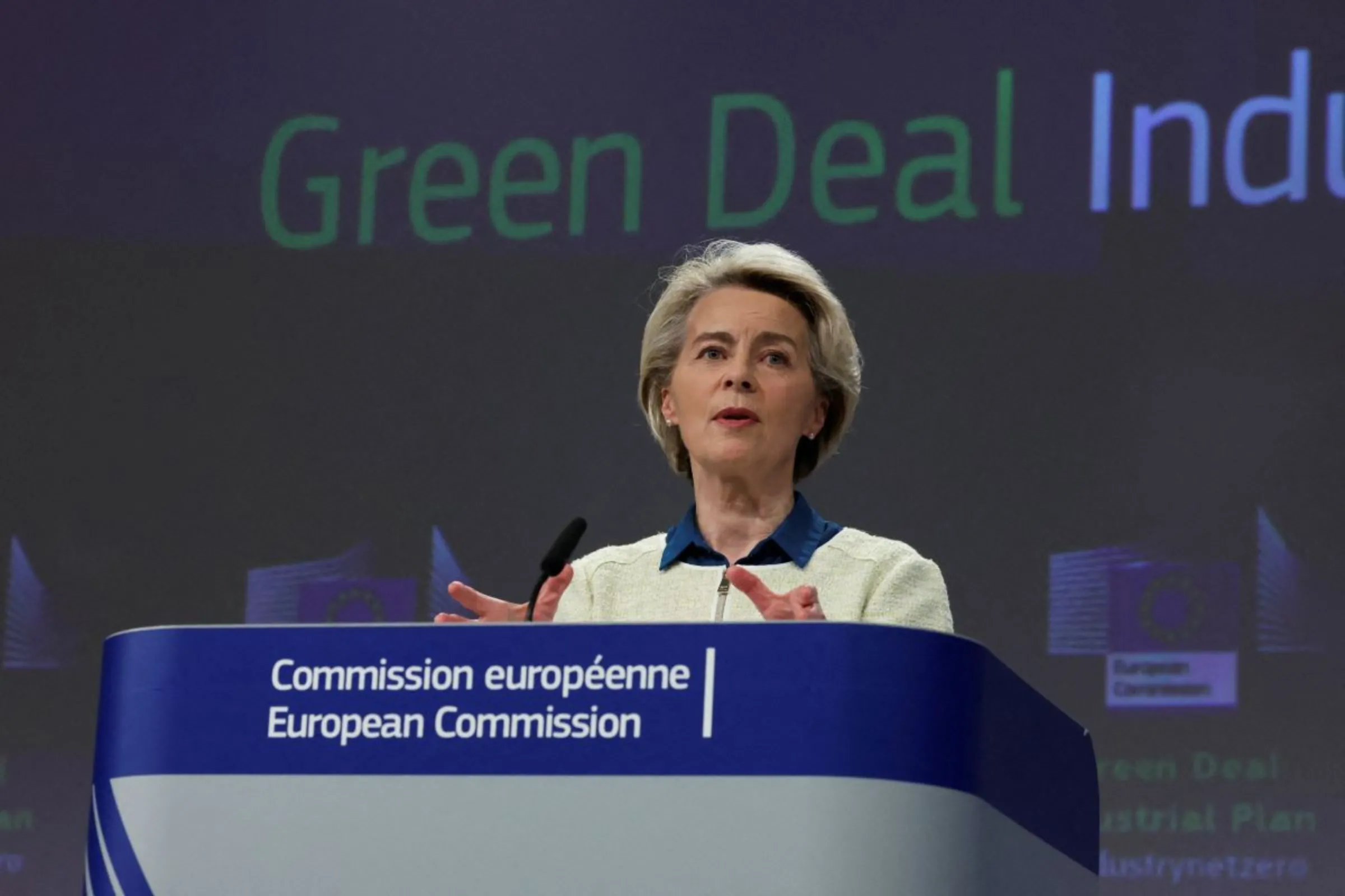 European Commission President Ursula von der Leyen presents a 'communication' detailing the EU's 'Green Deal Industrial Plan' to ensure the bloc plays a leading role in clean tech production, partly in EU's response to the U.S. Inflation Reduction Act, which will provide $369 billion of subsidies for electric vehicles and other green products, in Brussels, Belgium February 1, 2023