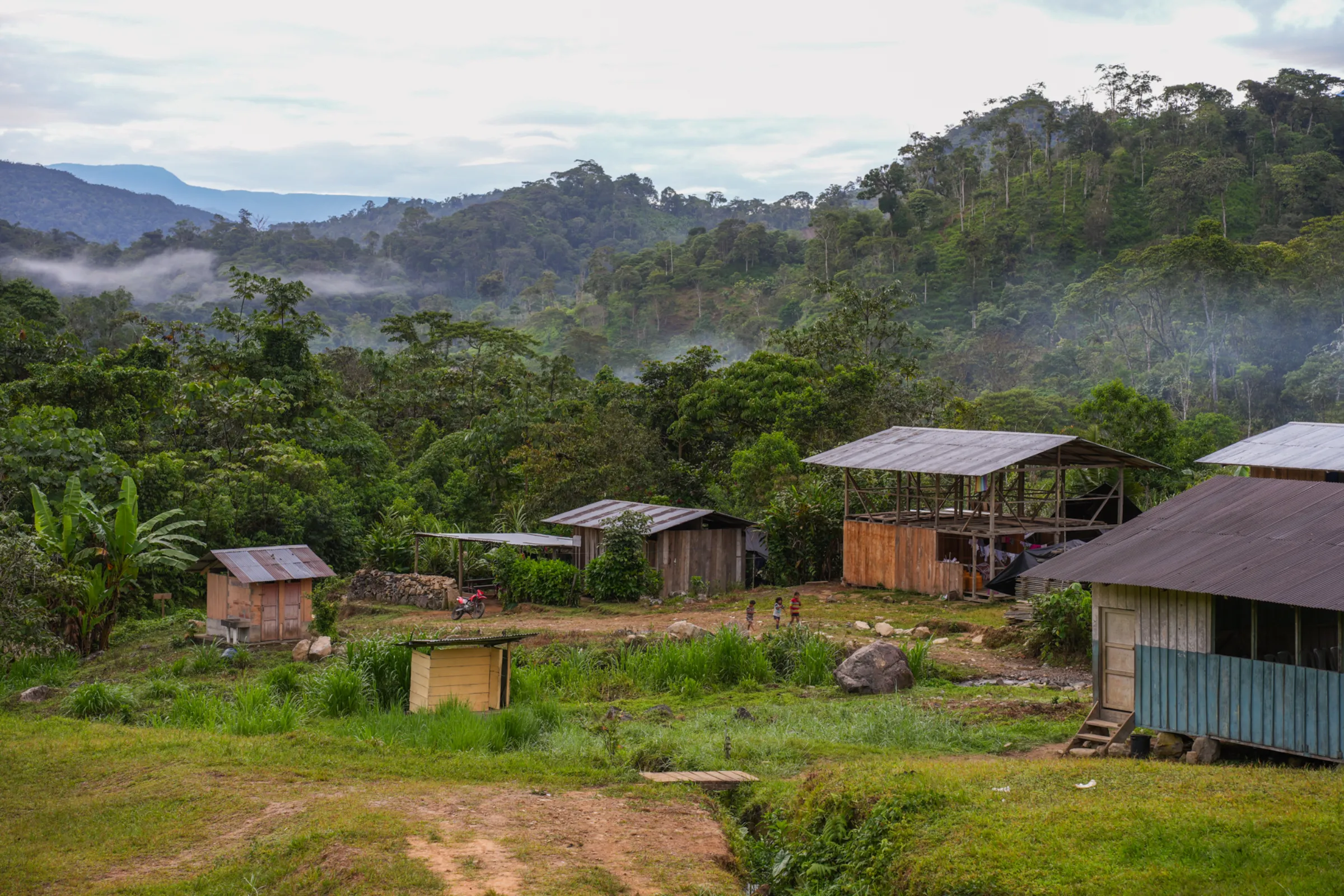 The houses of the Shuar community of Maikiuants living in the mountain and forest, where about 50 families are resisting the construction of an open-pit copper mine run by Canadian company Solaris Resources