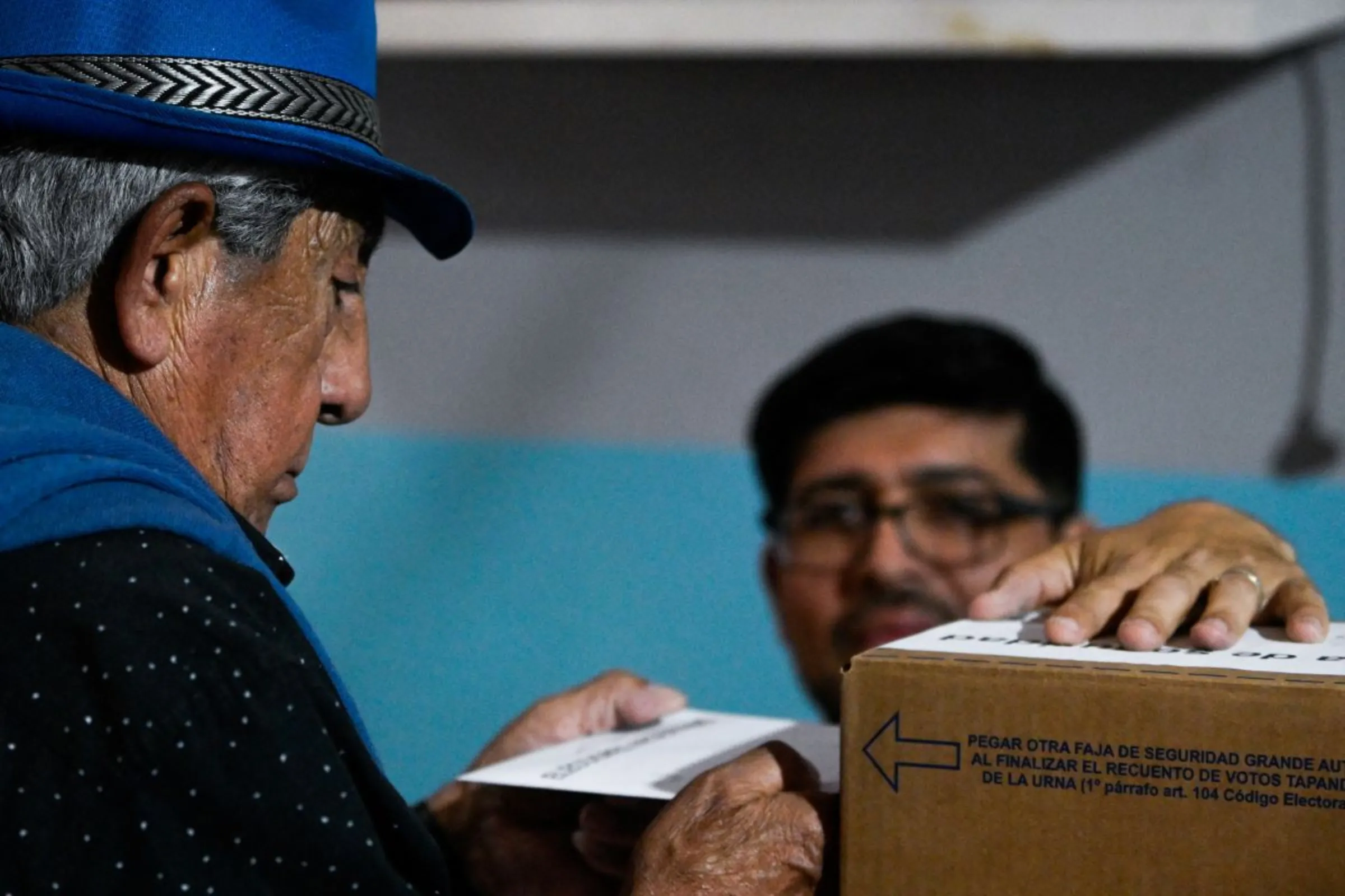 A man casts his vote at a polling station during Argentina's runoff presidential election, in Tigre, on the outskirts of Buenos Aires, Argentina November 19, 2023