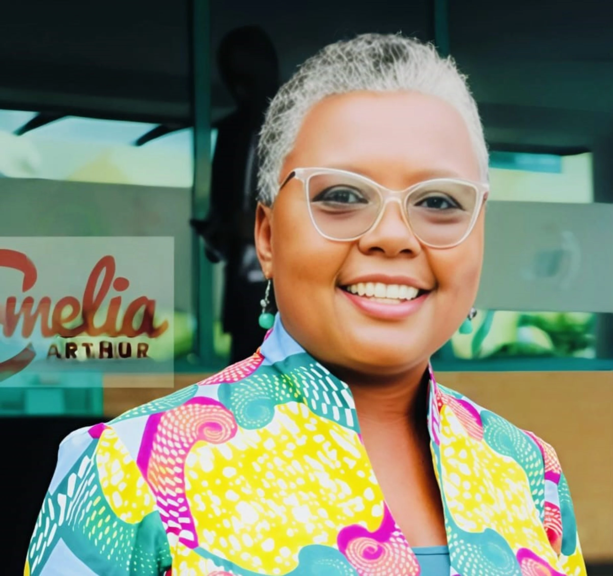 Emelia Arthur author image